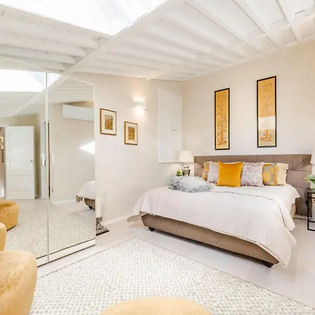 Apartment In Lucca With Elevator